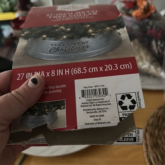 Holiday Time 27 inch Metal Tree collar NWT - Picture 7 of 10